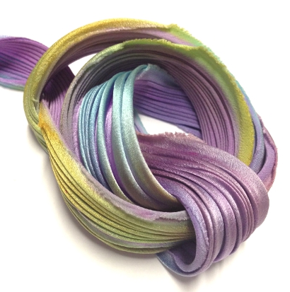 seta shibori dipinta a mano 